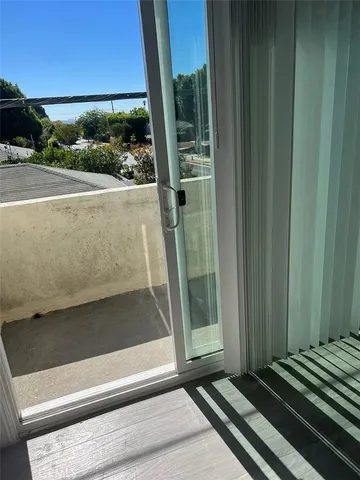 $3,950,000 | 2302 Oak Street, Santa Monica, CA 90405