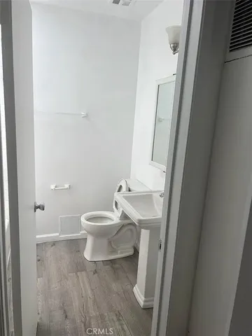 $3,950,000 | 2302 Oak Street, Santa Monica, CA 90405