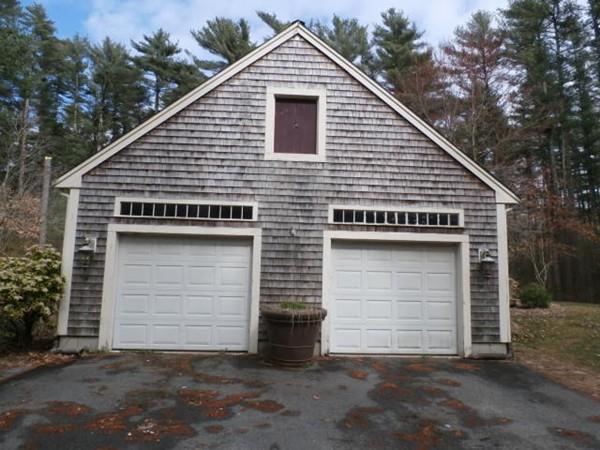 108 Mayflower Road Plympton, MA 02367 - Photo 3 of 25 Gallery Image 3