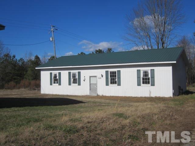 1295 Kelly Road Henderson, NC 27537 - Photo 4 of 20 Gallery Image 4