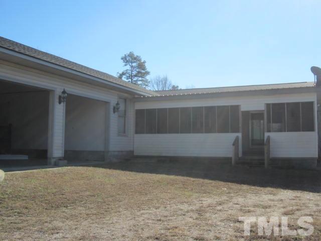 1295 Kelly Road Henderson, NC 27537 - Photo 5 of 20 Gallery Image 5
