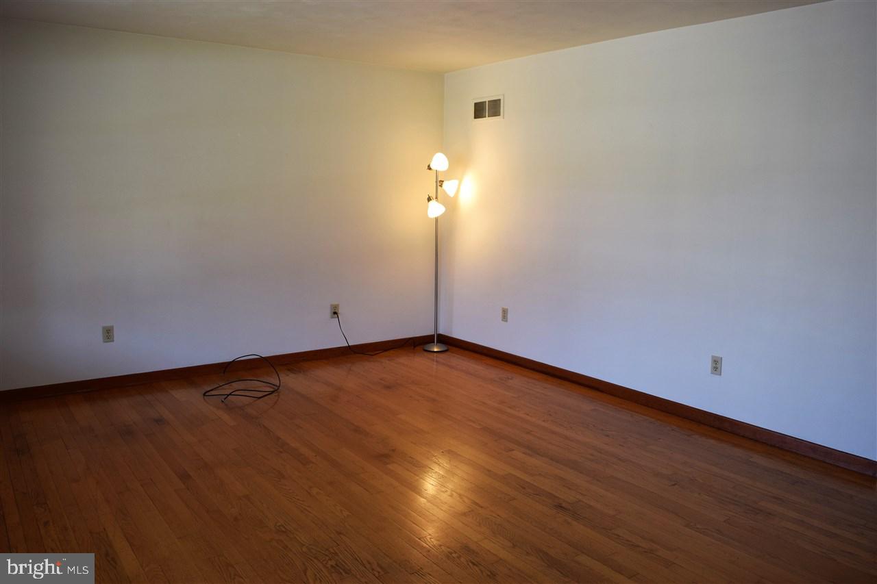 3615 Lewisberry Road York, PA 17404 - Photo 4 of 22 Gallery Image 4