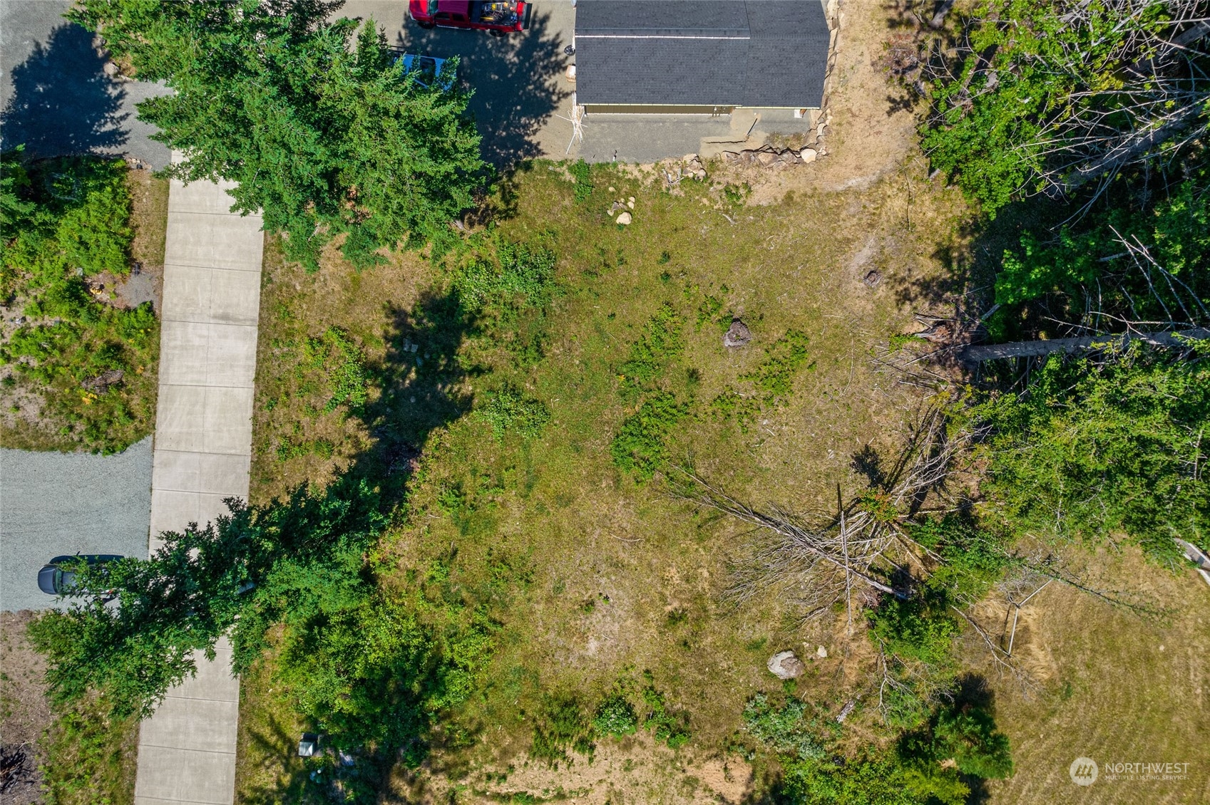 136 Bugle Lane Packwood, WA 98361 - Photo 10 of 32 an aerial view of residential house with green space