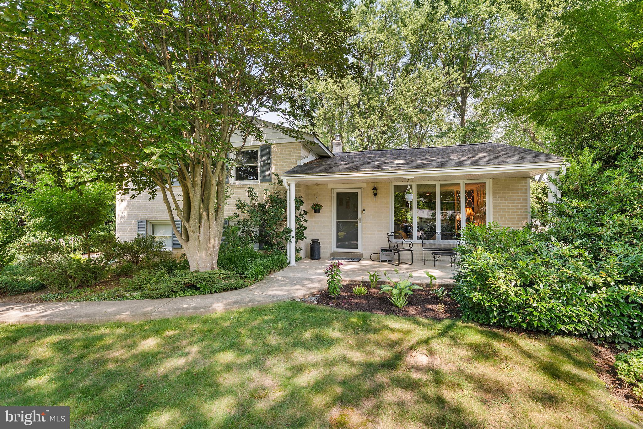 403 Meadow Lane Wallingford, PA 19086 - Photo 1 of 38 Front Exterior