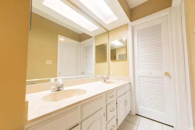 $349,900 | 604 West Soutar Drive, Bloomington, IN 47403