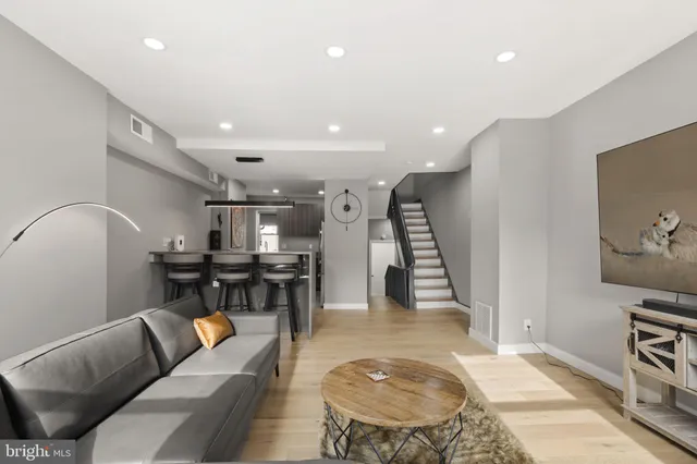 $2,650 | 311 Wharton Street, Unit B, Philadelphia, PA 19147