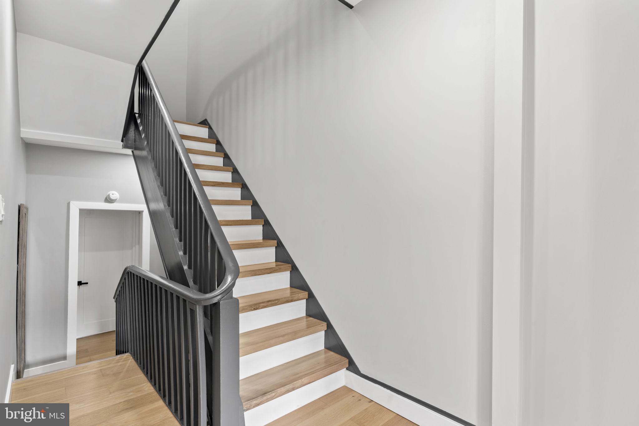 311 Wharton Street, Unit B Philadelphia, PA 19147 - Photo 12 of 25