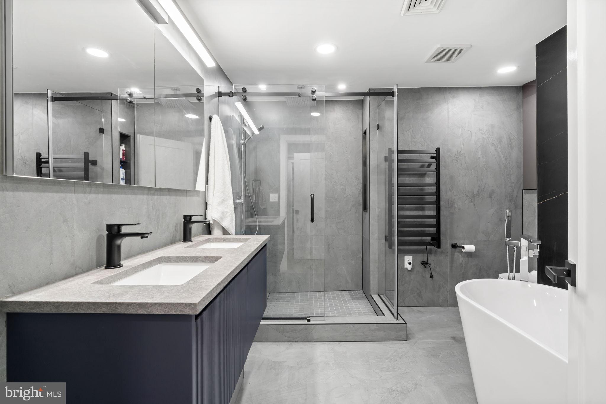 311 Wharton Street, Unit B Philadelphia, PA 19147 - Photo 15 of 25