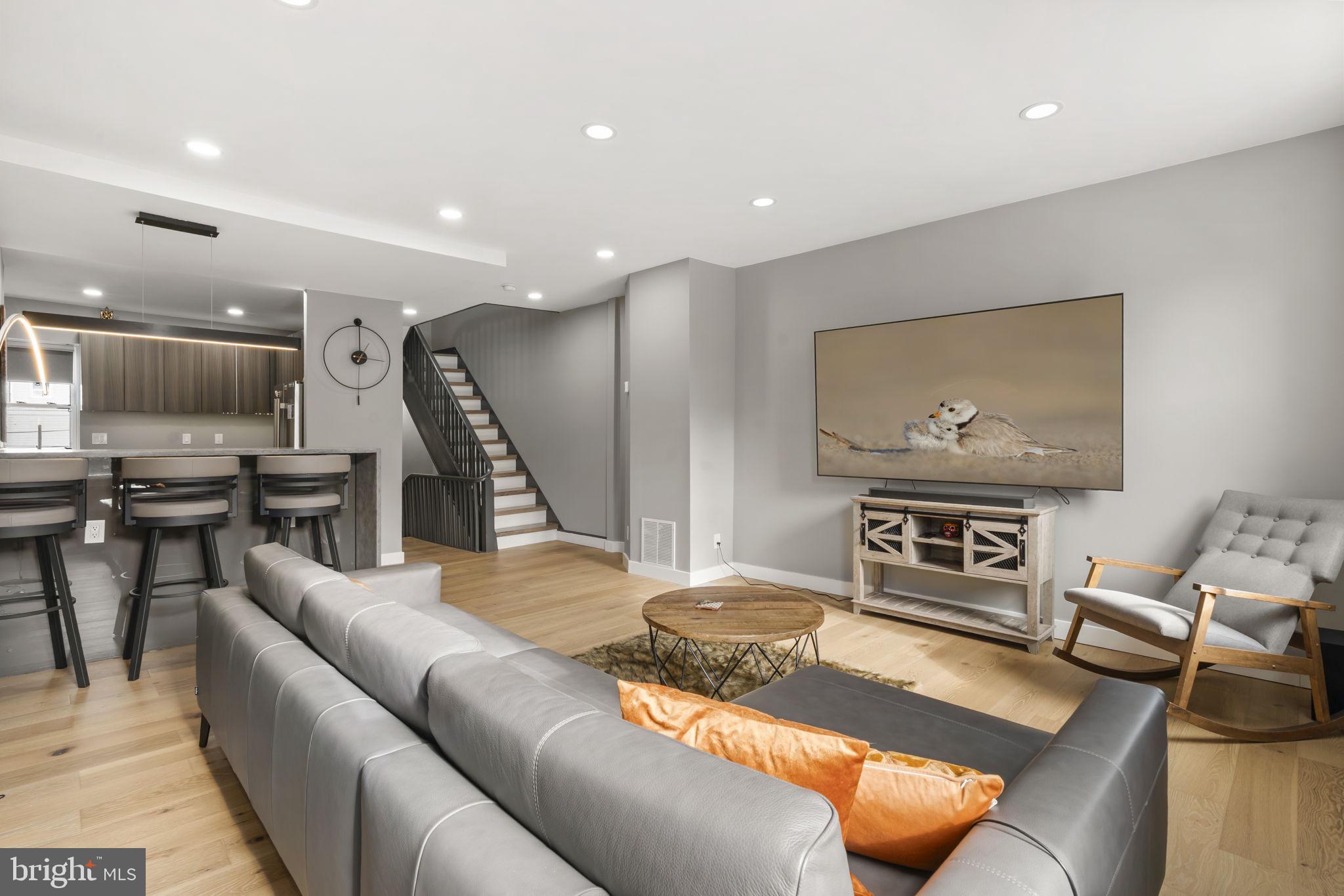 311 Wharton Street, Unit B Philadelphia, PA 19147 - Photo 5 of 25