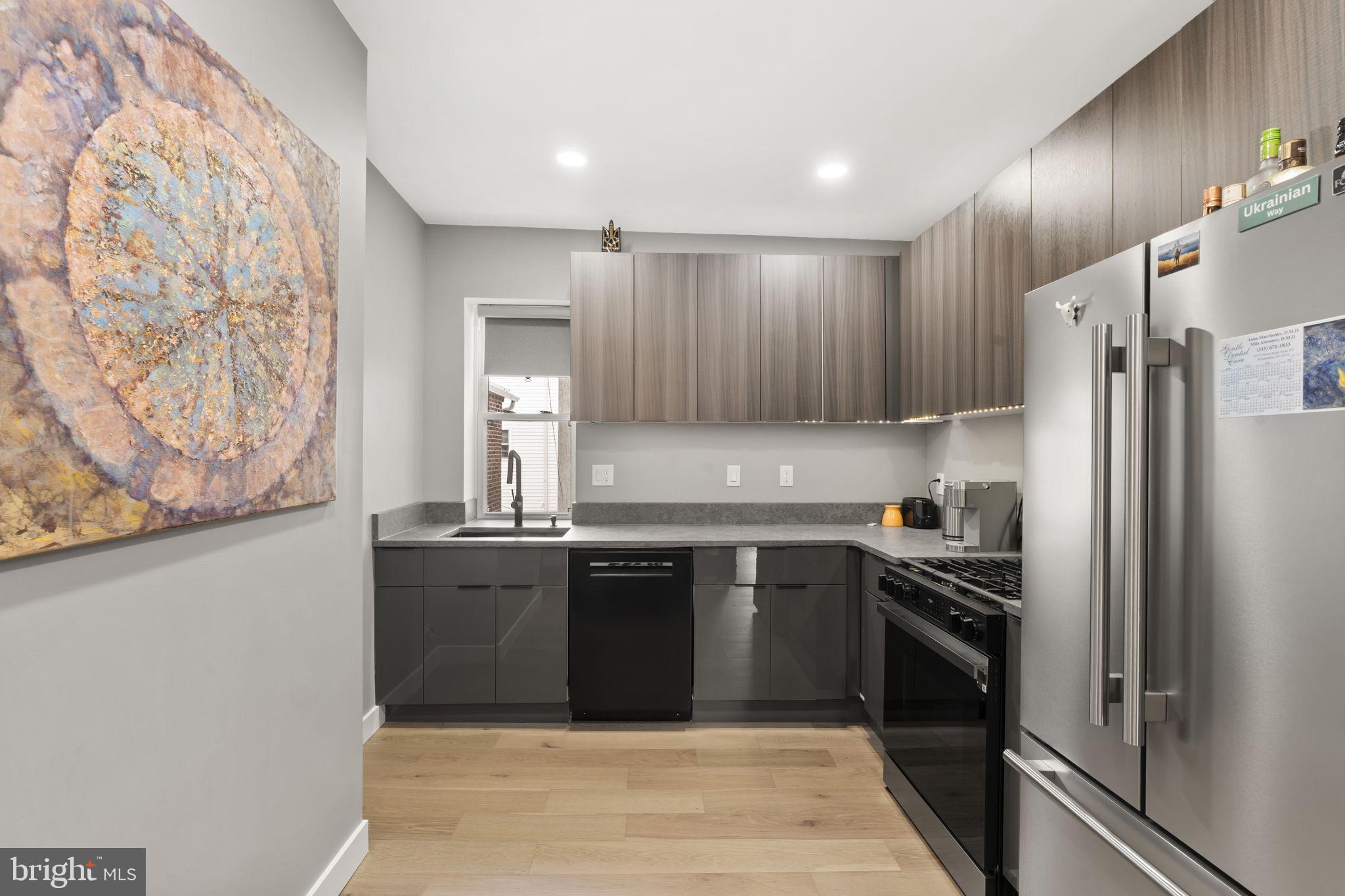 311 Wharton Street, Unit B Philadelphia, PA 19147 - Photo 8 of 25