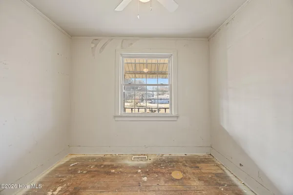 $100,000 | 306 Easy Street, La Grange, NC 28551