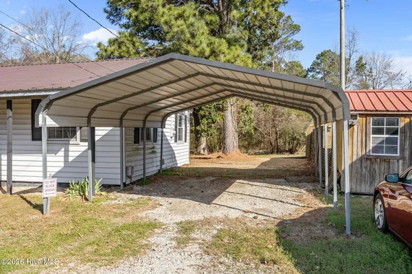 $100,000 | 306 Easy Street, La Grange, NC 28551