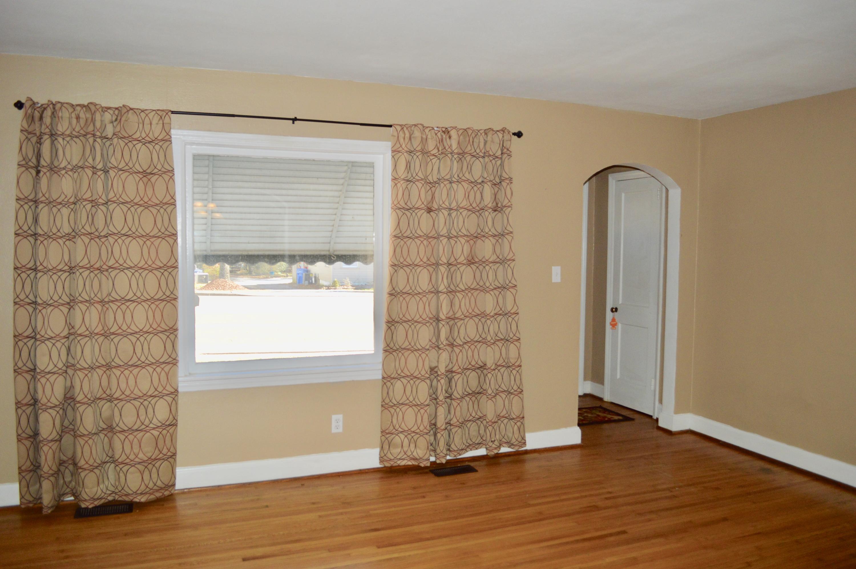 205 South Moore Road Chattanooga, TN 37411 - Photo 13 of 55 fullsizeoutput_1836