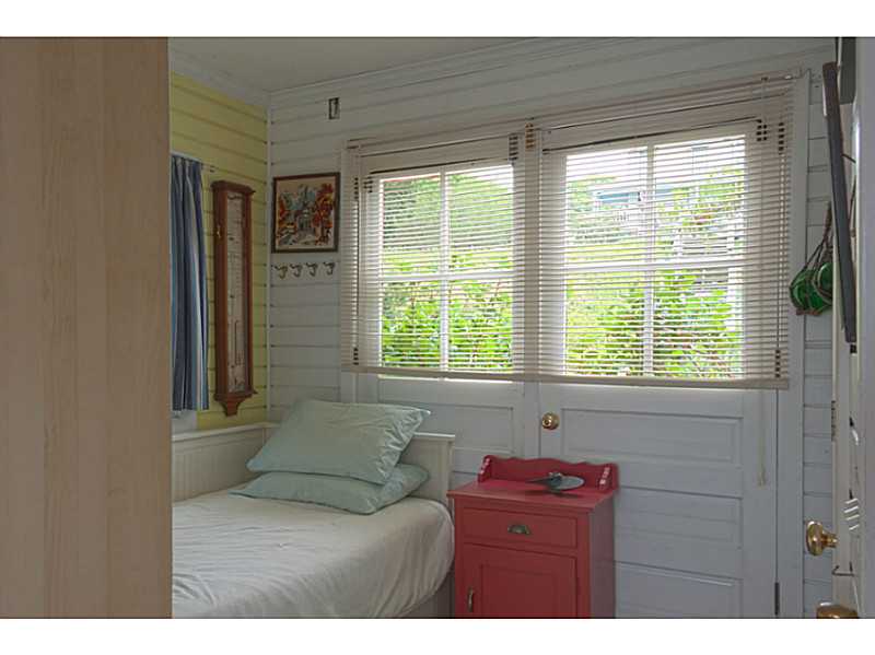 135 Riverside Drive Tiverton, RI 02878 - Photo 15 of 18 Studio/Study/Office.