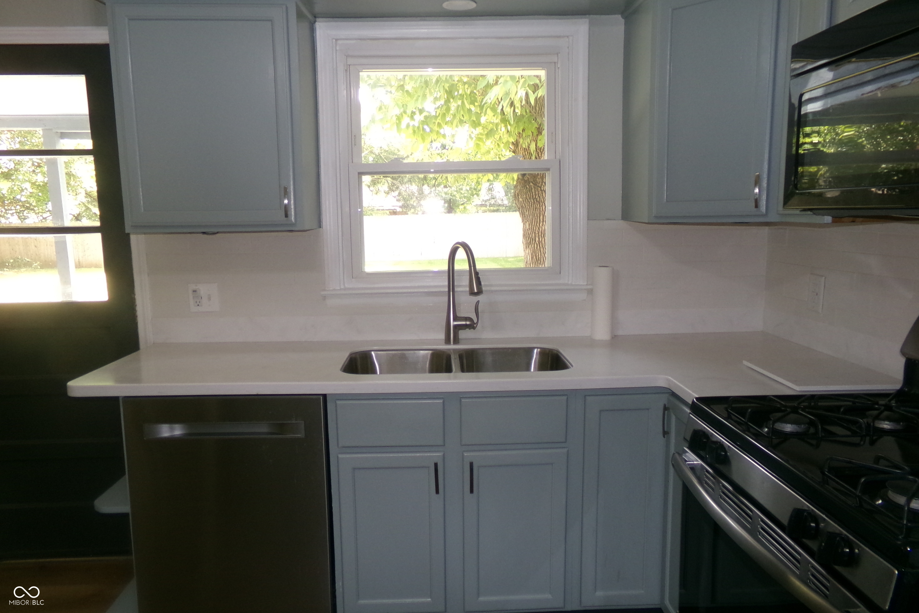 2945 South Kenmore Road Indianapolis, IN 46203 - Photo 22 of 42 Gallery Image 22