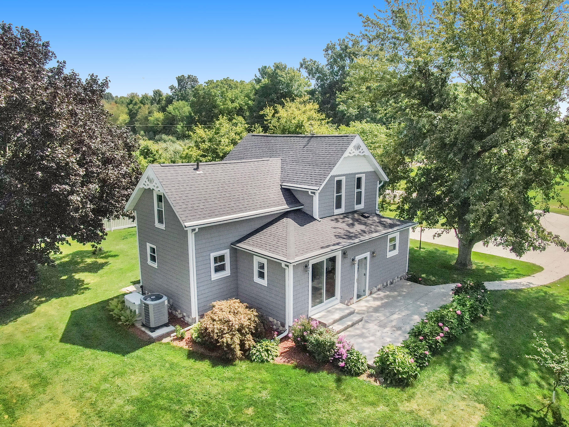 710 South Arent Road Watervliet, MI 49098 - Photo 26 of 35 DJI_0951