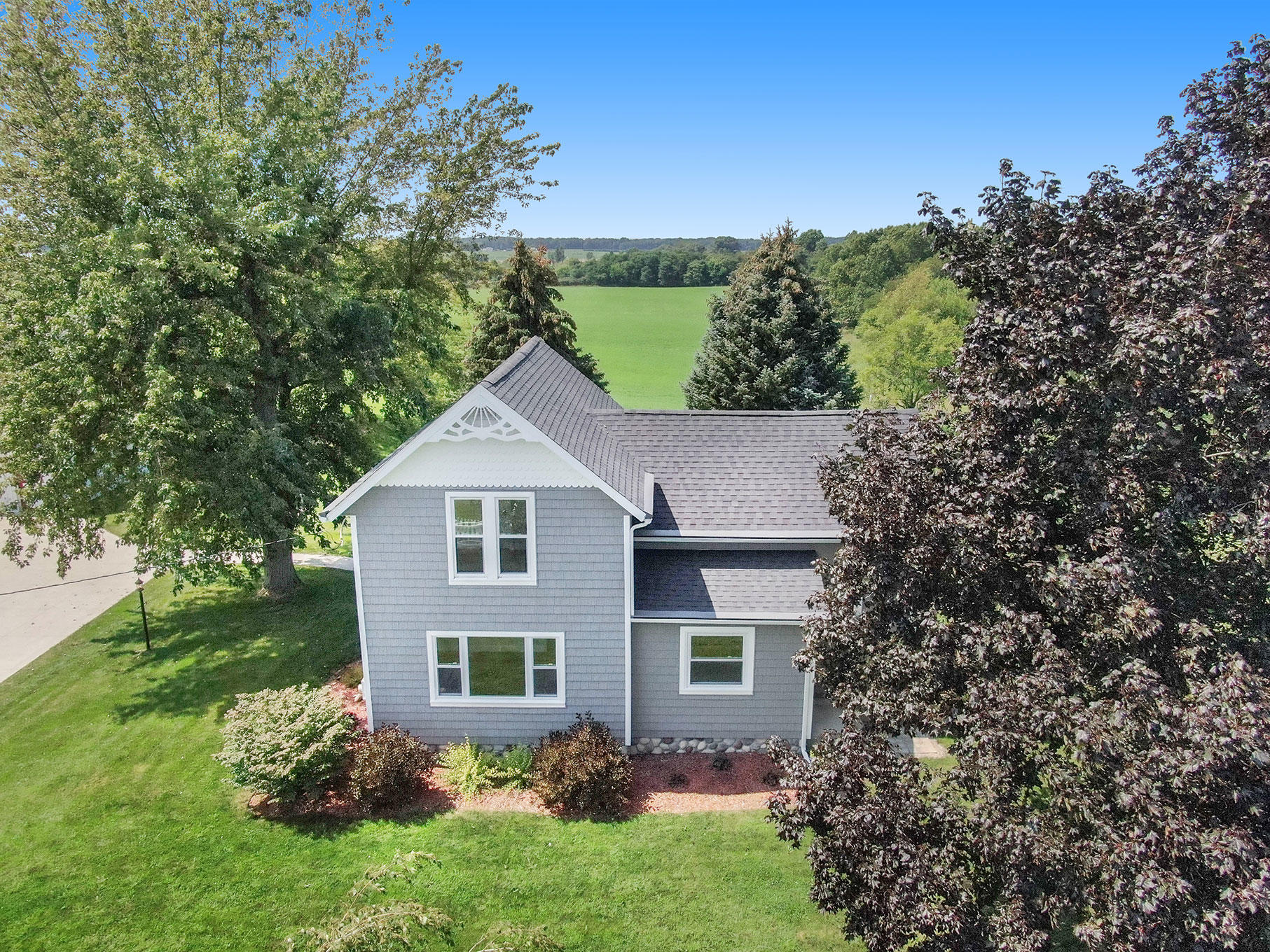 710 South Arent Road Watervliet, MI 49098 - Photo 28 of 35 DJI_0954