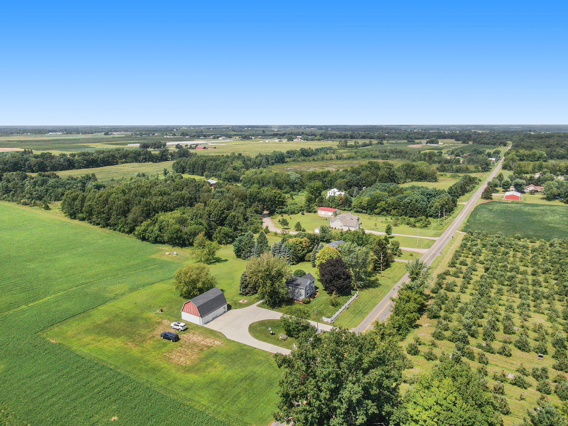 710 South Arent Road Watervliet, MI 49098 - Photo 31 of 35 DJI_0957