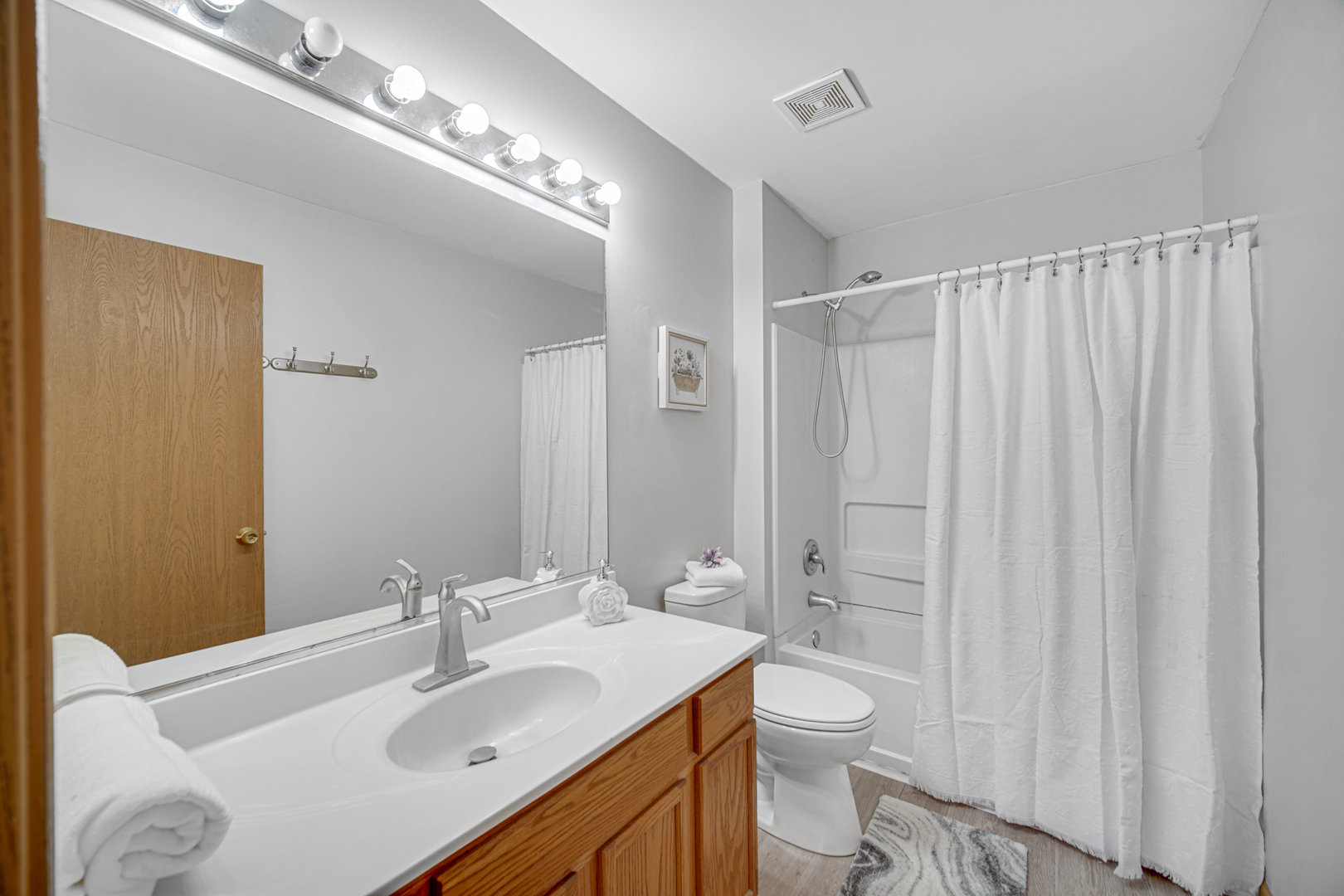 2427 Silverstone Drive, Unit 2427 Carpentersville, IL 60110 - Photo 11 of 16