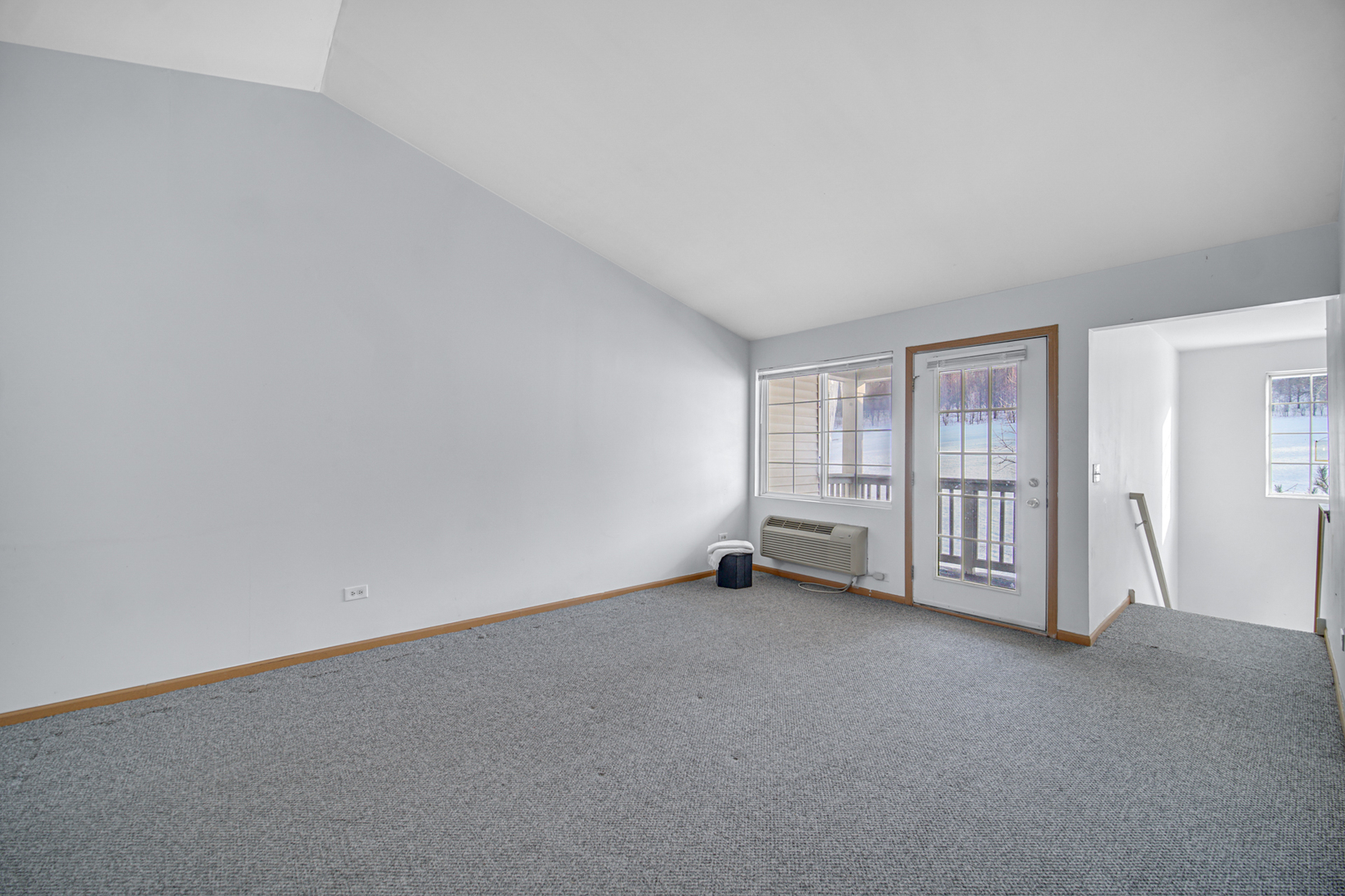 2427 Silverstone Drive, Unit 2427 Carpentersville, IL 60110 - Photo 5 of 16