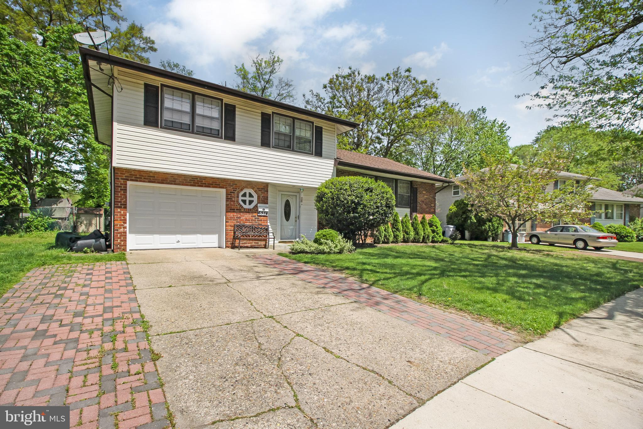 531 Howard Road Cherry Hill, NJ 08034 - Photo 2 of 28