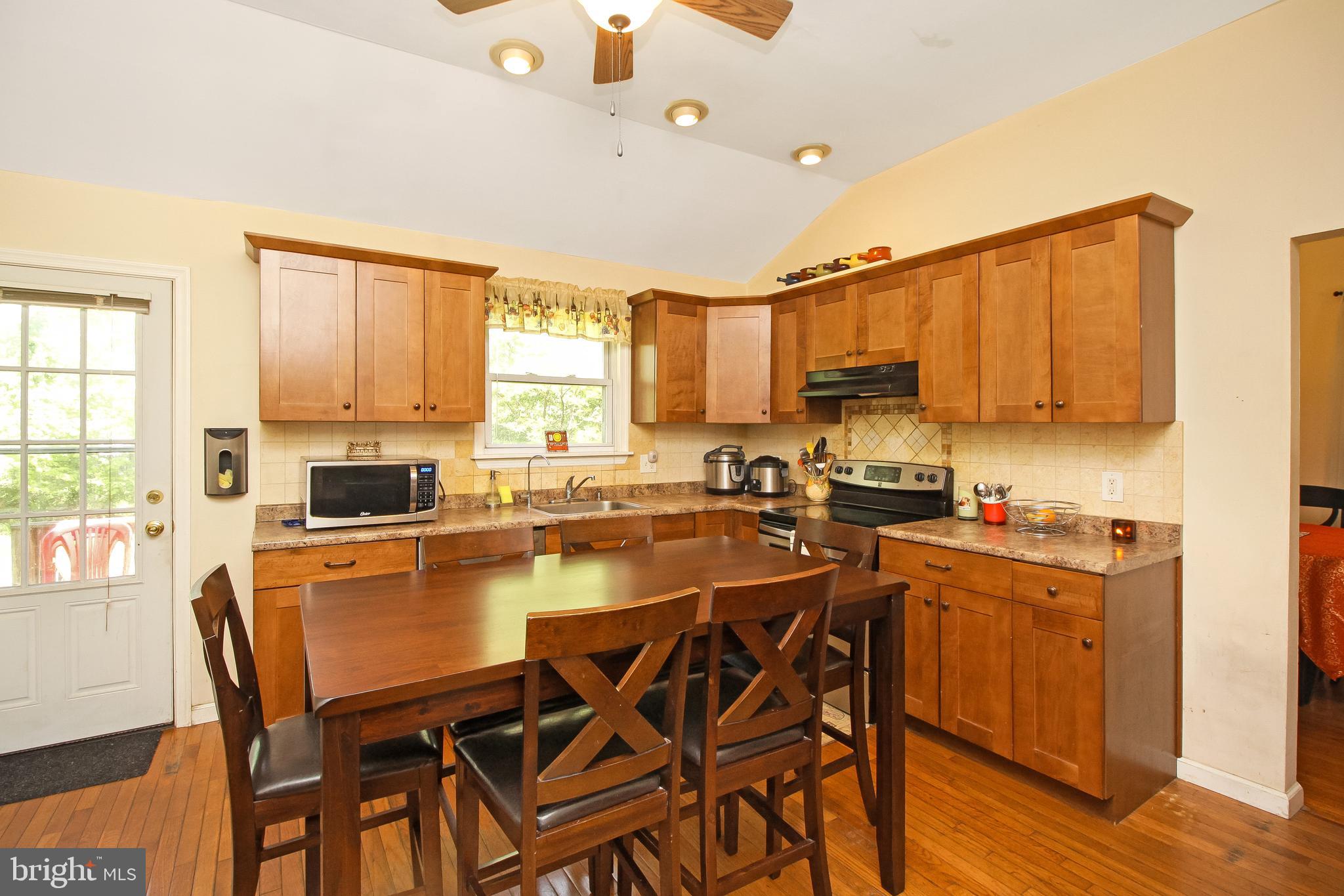 531 Howard Road Cherry Hill, NJ 08034 - Photo 11 of 28