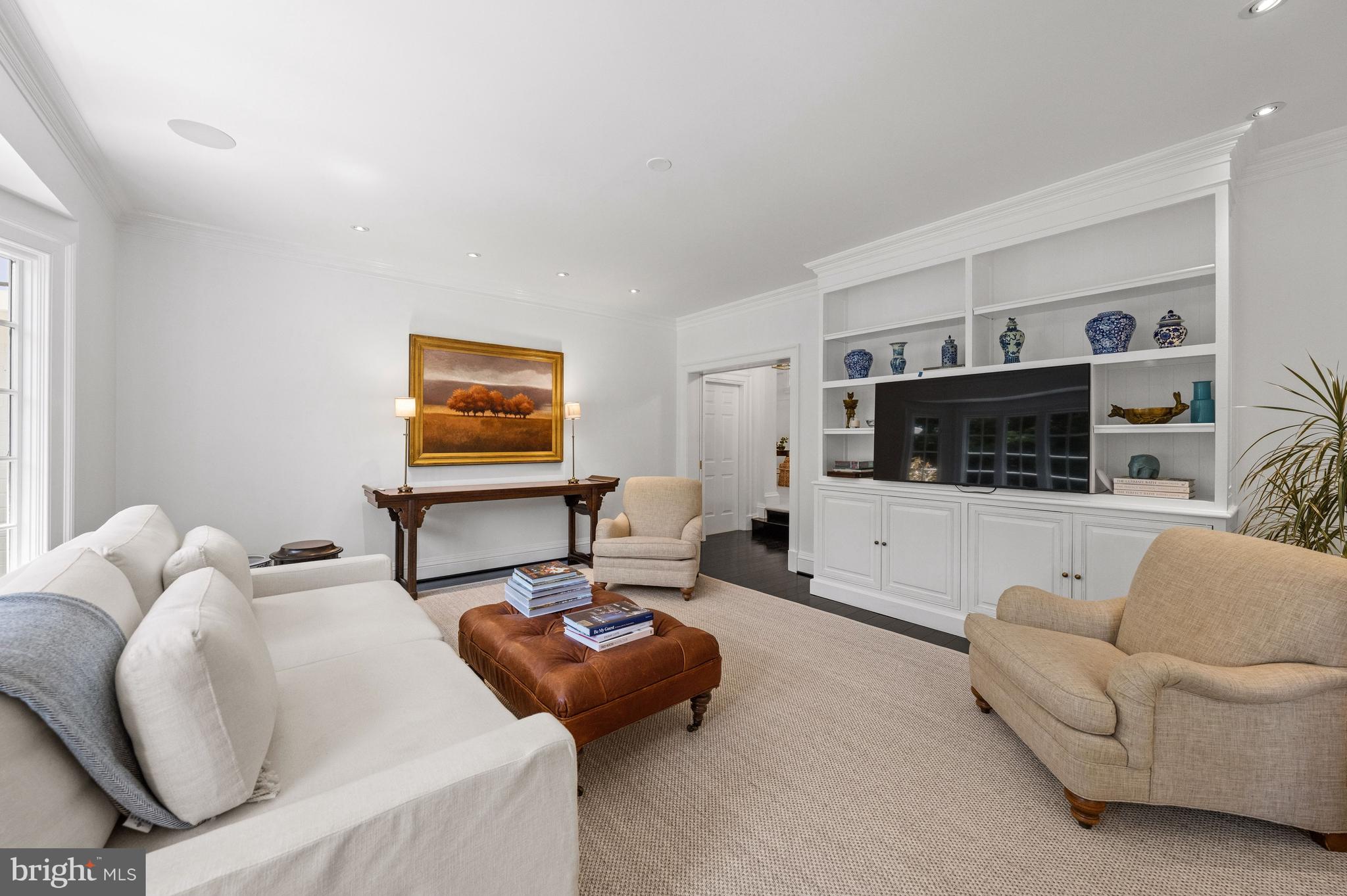 2501 49th Street Northwest Washington, DC 20007 - Photo 14 of 44