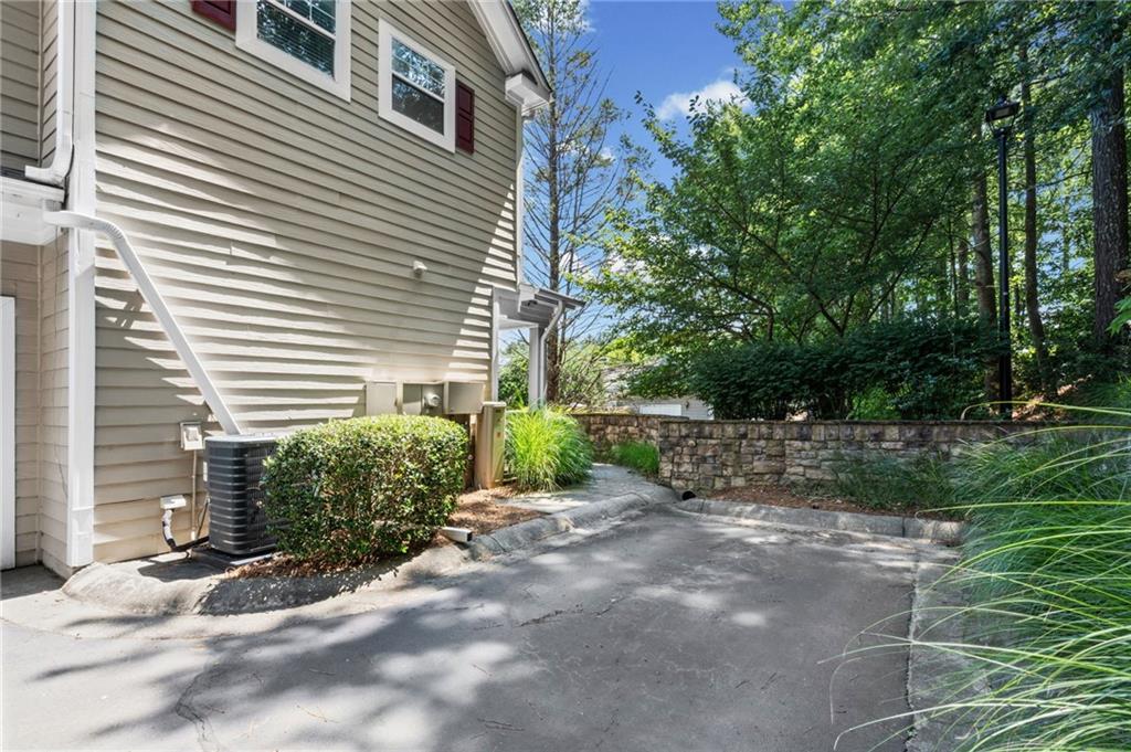 111 Edinburgh Court Alpharetta, GA 30004 - Photo 27 of 40
