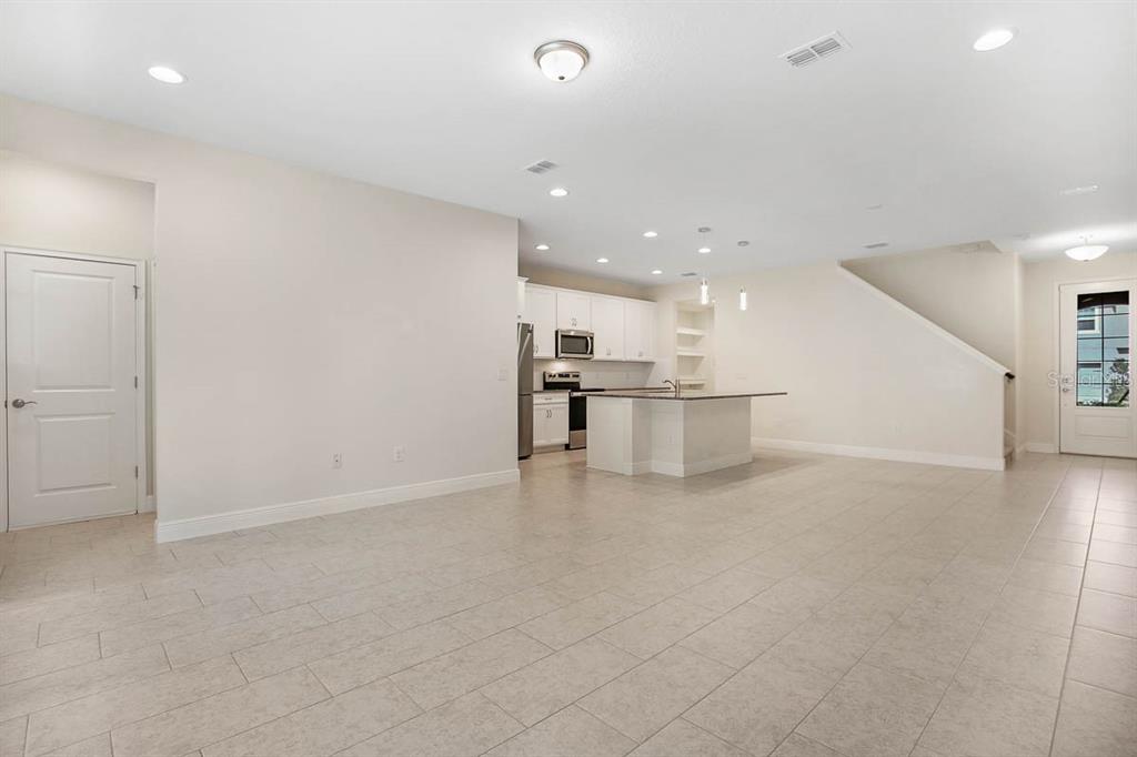 10232 Newel Valley Loop Riverview, FL 33569 - Photo 6 of 29