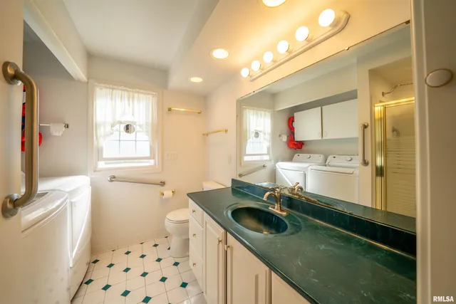 $209,900 | 5110 North Martha Street, Peoria, IL 61614