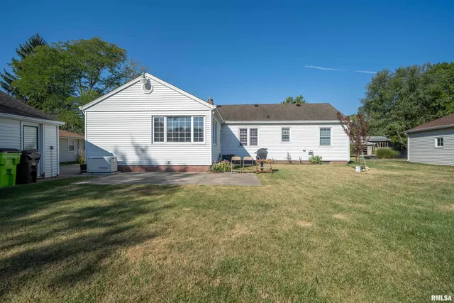 $209,900 | 5110 North Martha Street, Peoria, IL 61614