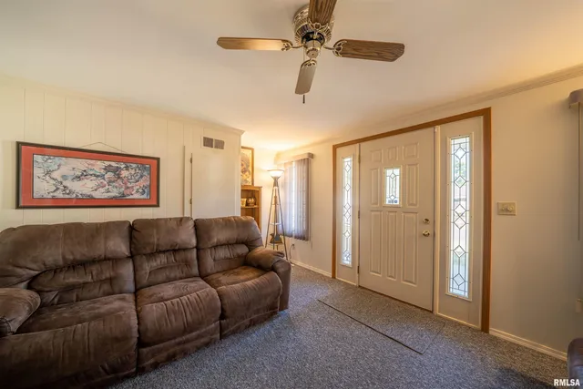 $209,900 | 5110 North Martha Street, Peoria, IL 61614