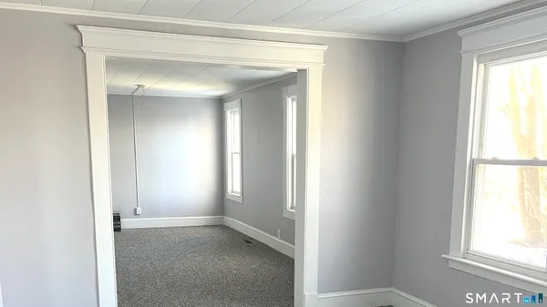 $1,700 | 65 Chambers Street, Unit 1, Waterbury, CT 06708
