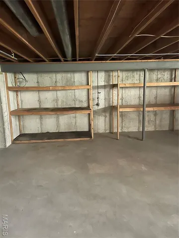 $344,900 | 327 Wildberry Lane, St. Charles, MO 63304