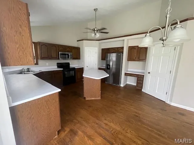 $344,900 | 327 Wildberry Lane, St. Charles, MO 63304