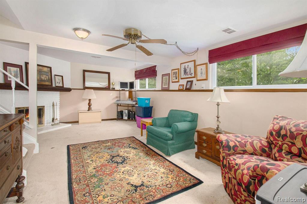 22632 Winfield Road Novi, MI 48375 - Photo 14 of 29
