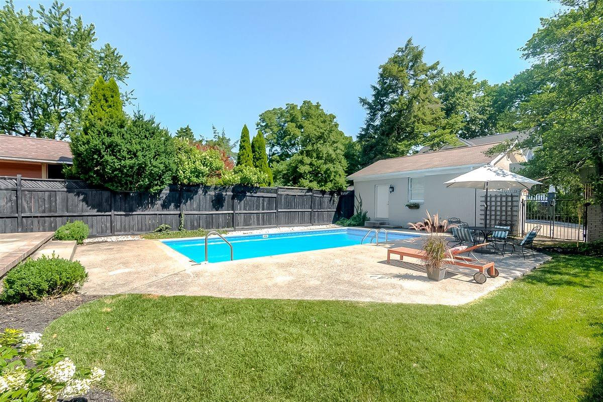 1135 Richmond Road Lexington, KY 40502 - Photo 49 of 52 Photo 49
