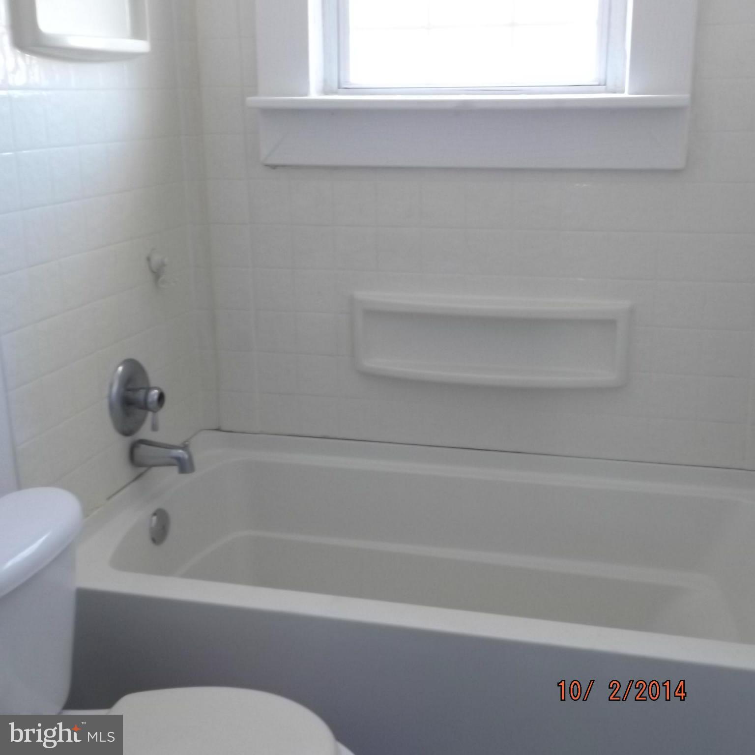1904 Marsdale Road Dundalk, MD 21222 - Photo 6 of 12 Bath
