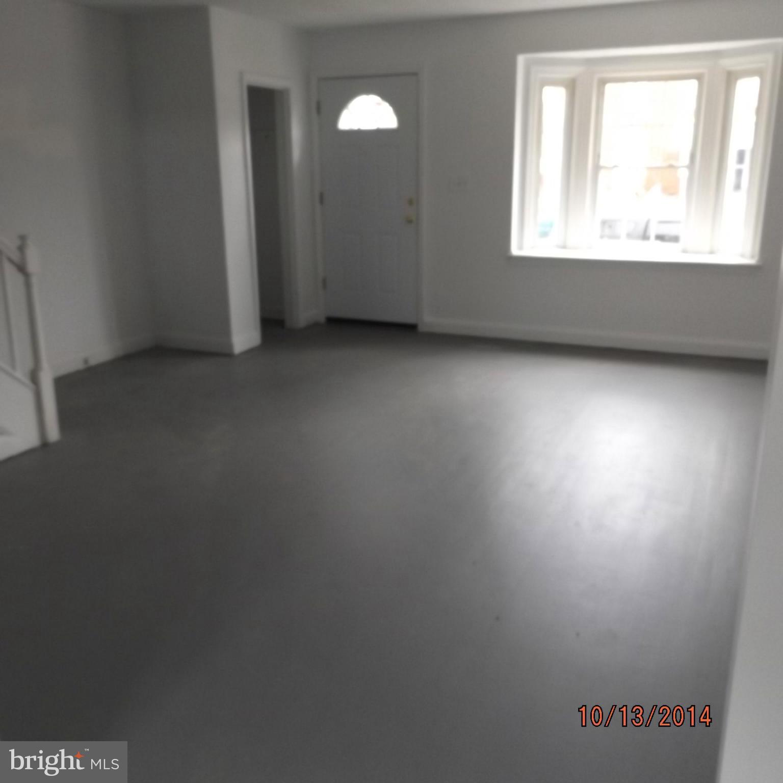 1904 Marsdale Road Dundalk, MD 21222 - Photo 8 of 12 Living Room