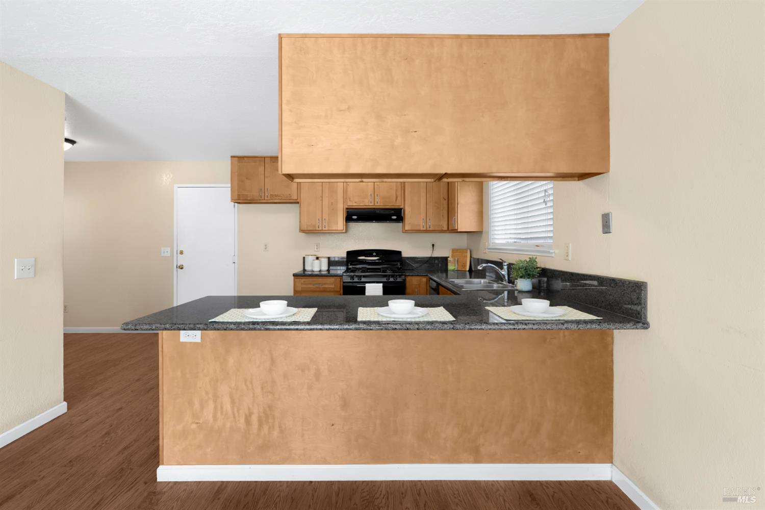 4984 Fern Place Rohnert Park, CA 94928 - Photo 12 of 37 Gallery Image 12