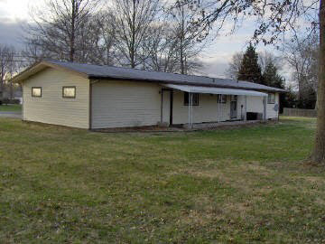 521 Country Club Road Centralia, IL 62801 - Photo 5 of 7 Gallery Image 5