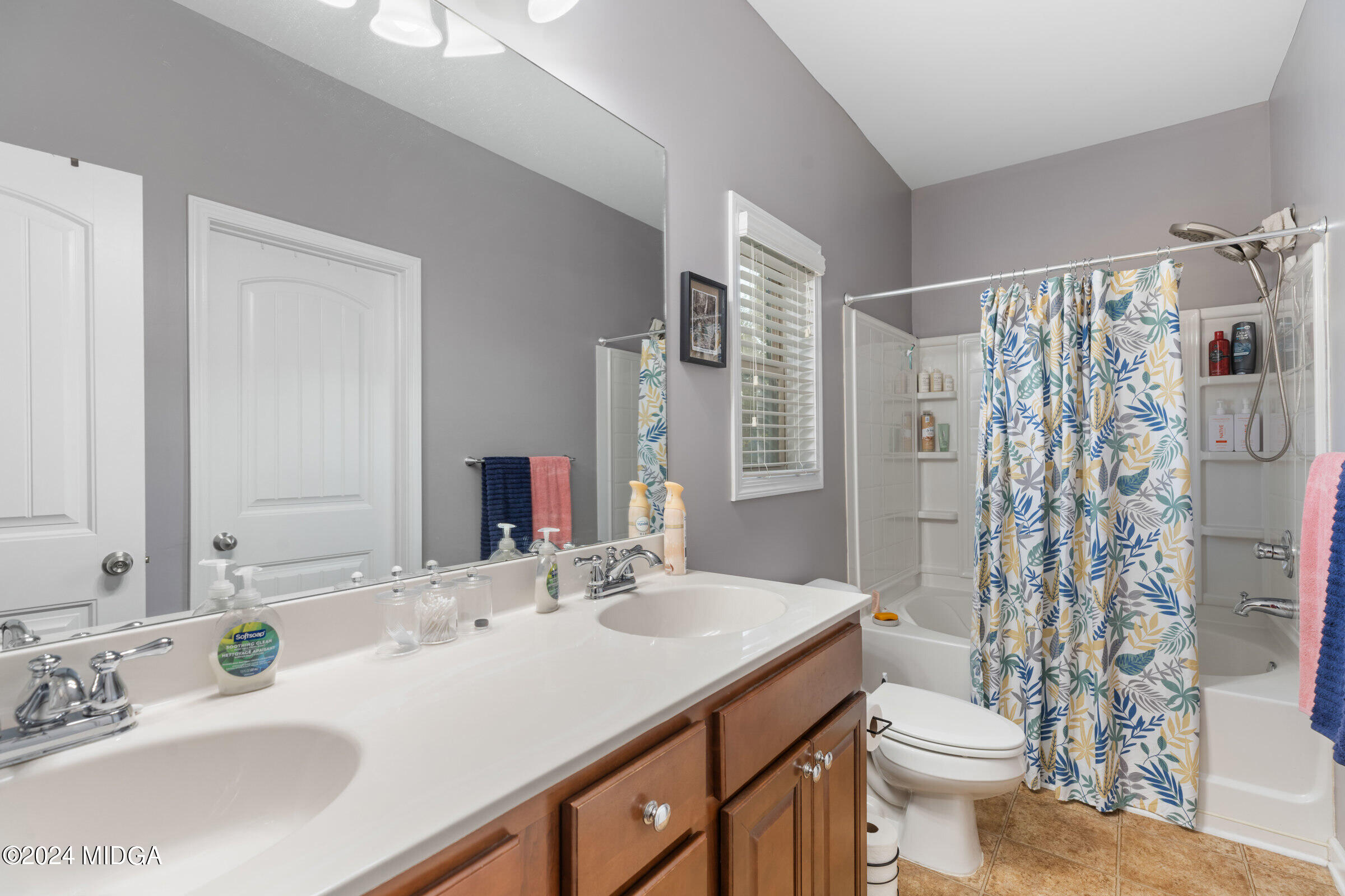137 Abelia Lane Byron, GA 31008 - Photo 16 of 25 240924_abell-real-estate-media_0022