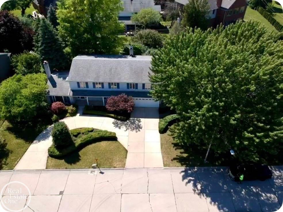 747 Ballantyne Road Grosse Pointe Shores, MI 48236 - Photo 43 of 46