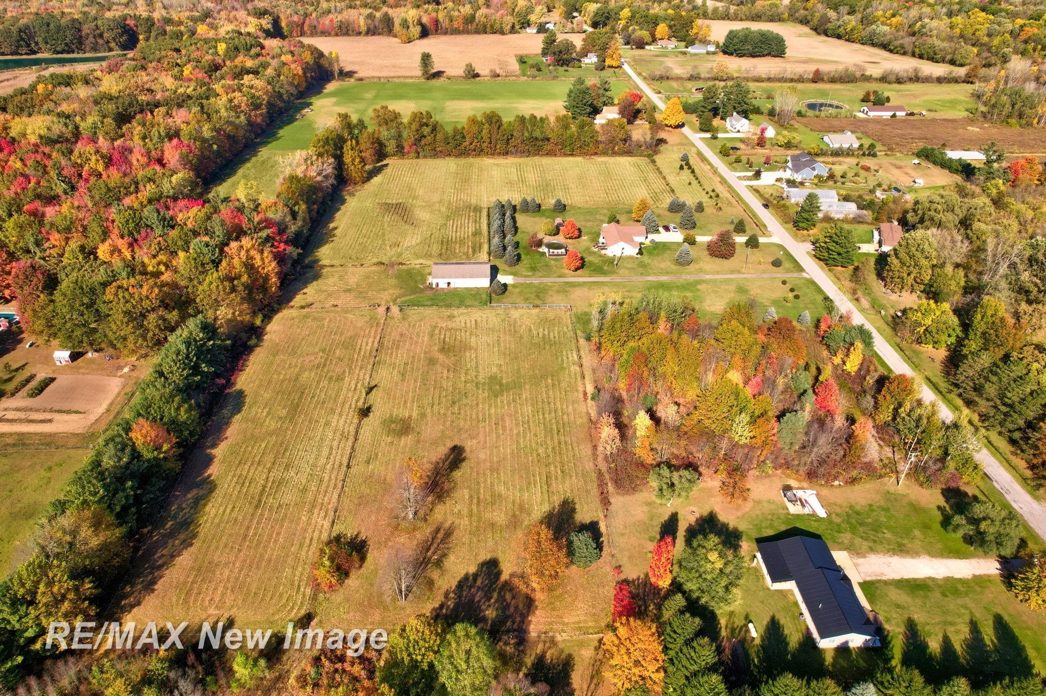 13886 Litchfield Road Montrose, MI 48457 - Photo 65 of 76 50192015-04618071-9717-4750-bd4d-27b9de71b626.JPG
