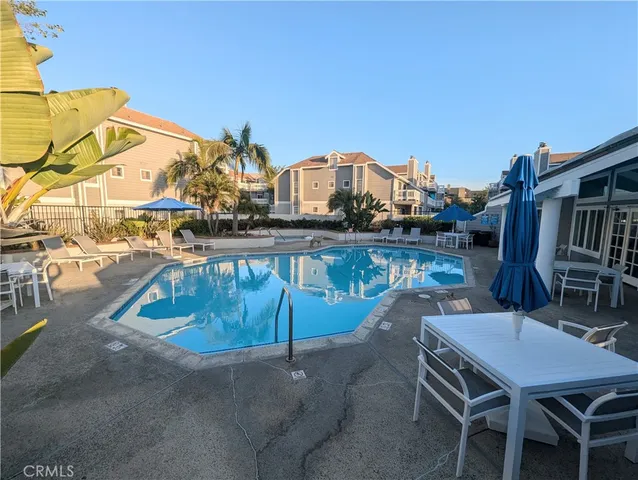 $759,000 | 4682 Warner Avenue, Unit B102, Huntington Beach, CA 92649