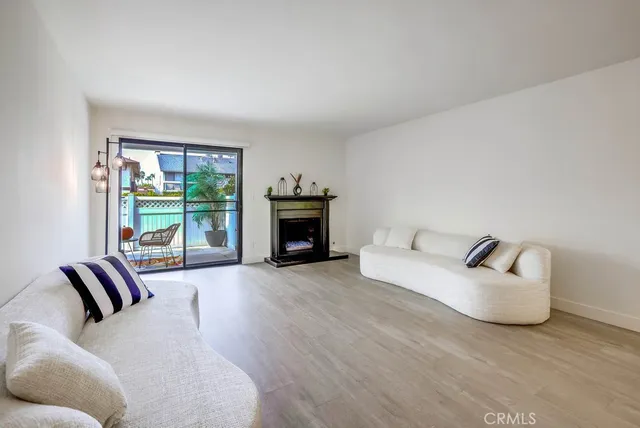 $759,000 | 4682 Warner Avenue, Unit B102, Huntington Beach, CA 92649
