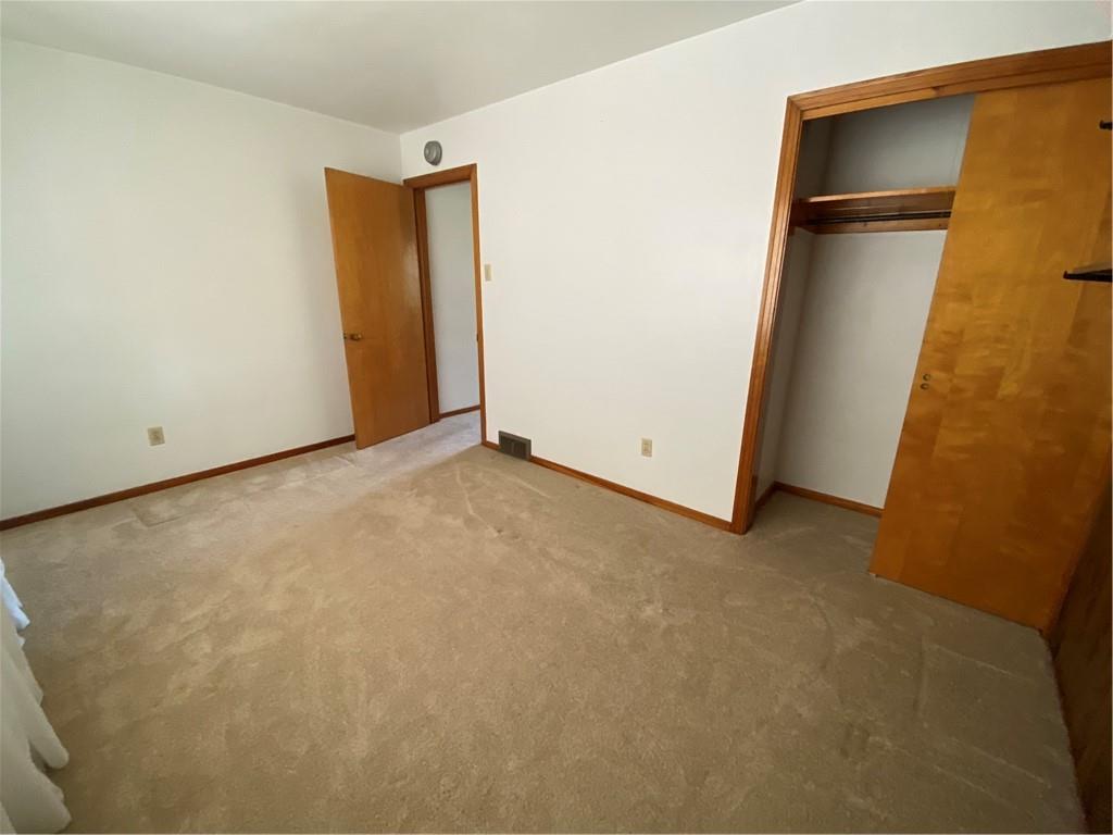428 Raspberry Drive Monroeville, PA 15146 - Photo 12 of 24 Gallery Image 12