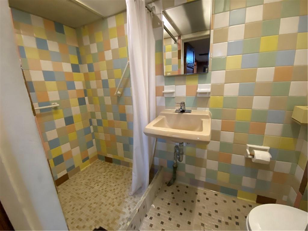 428 Raspberry Drive Monroeville, PA 15146 - Photo 20 of 24 Gallery Image 20