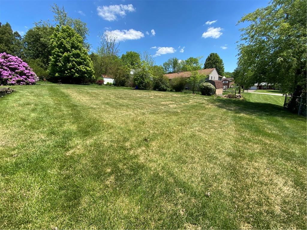 428 Raspberry Drive Monroeville, PA 15146 - Photo 23 of 24 Gallery Image 23