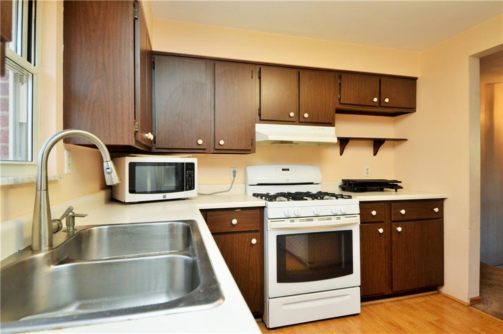 10 Highlandview Road Carnegie, PA 15106 - Photo 11 of 41 Gallery Image 11